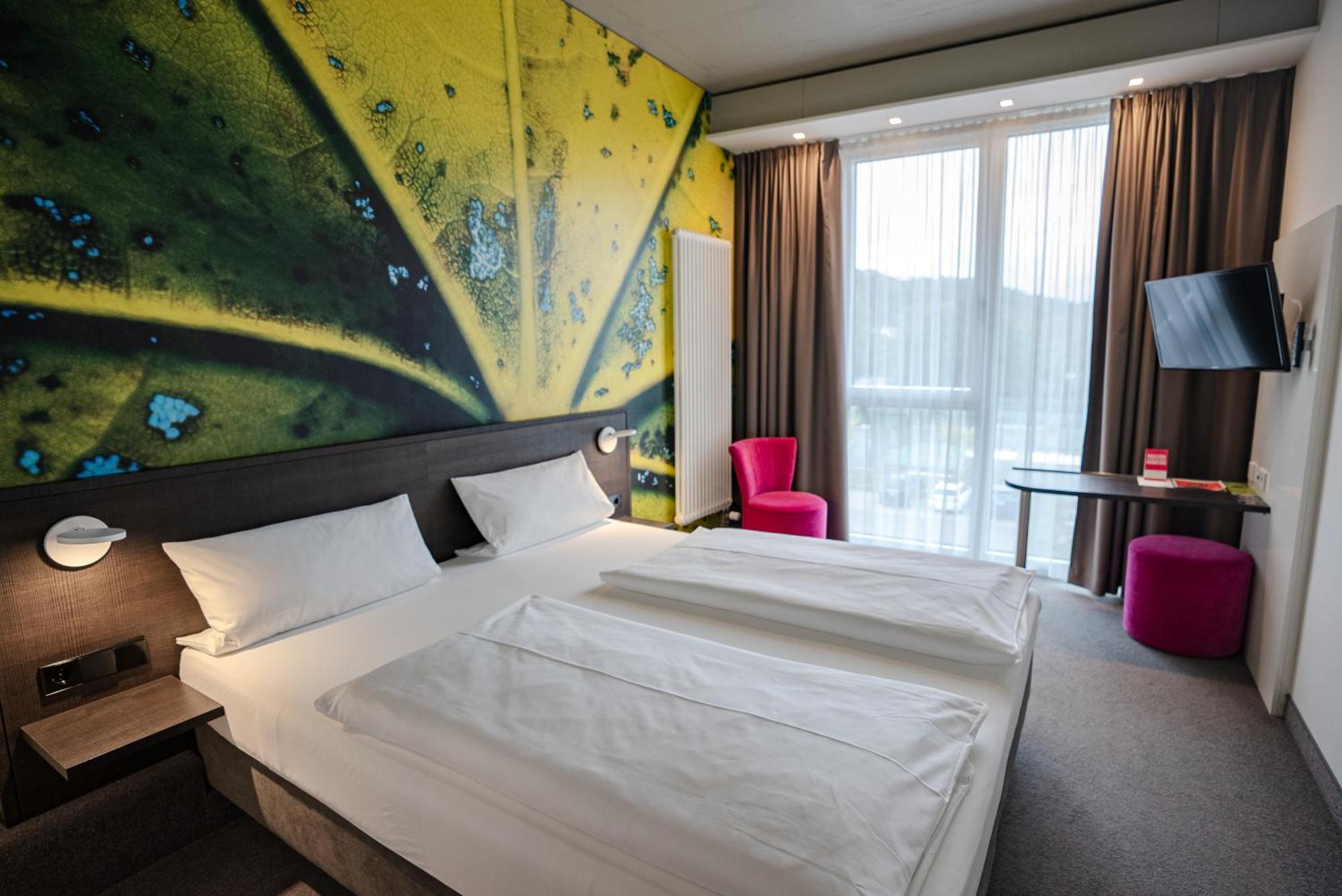 Qubixx Stadtmittehotel Швебіш-Галль Екстер'єр фото